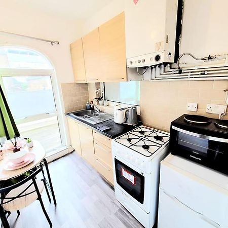 One Bedroom Apartment With A Terrace In Angel Λονδίνο Εξωτερικό φωτογραφία