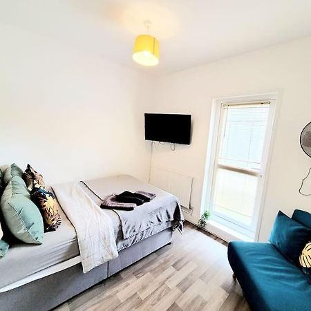One Bedroom Apartment With A Terrace In Angel Λονδίνο Εξωτερικό φωτογραφία