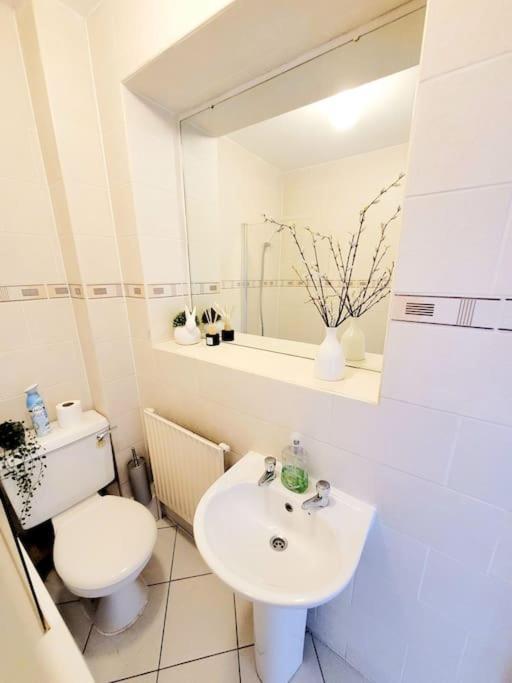 One Bedroom Apartment With A Terrace In Angel Λονδίνο Εξωτερικό φωτογραφία